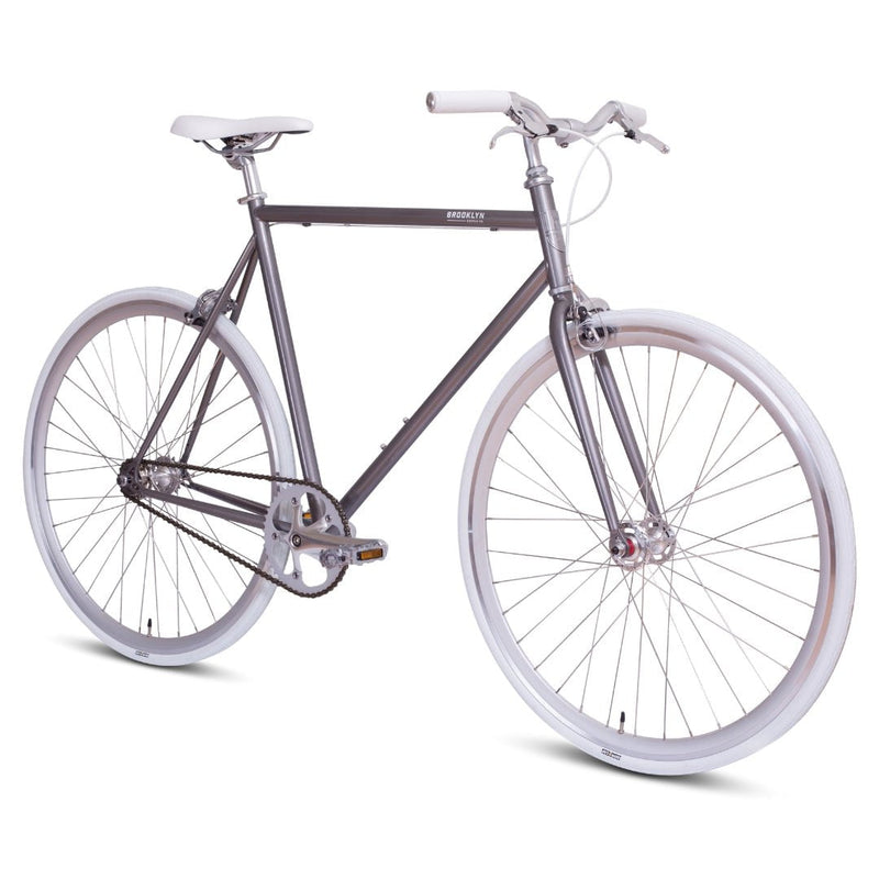 Wythe Fixie, three-quarter view